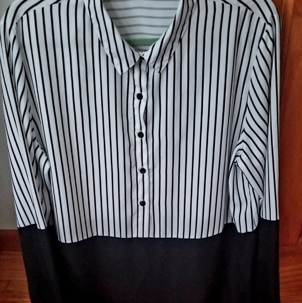 Blouse - Picture 3 of 3